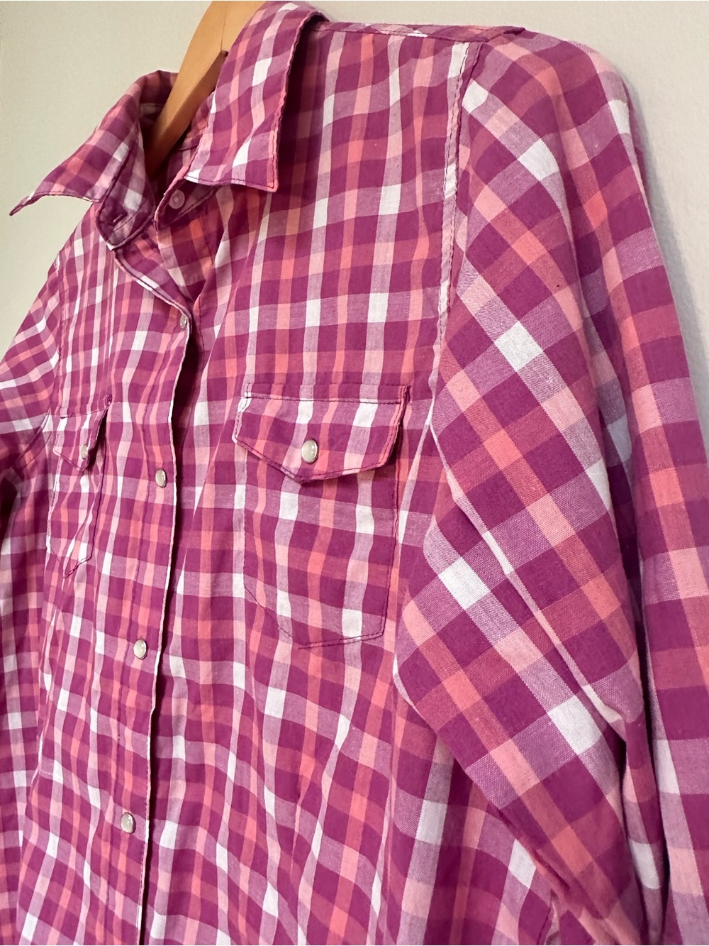 Wrancher by Wrangler Pearl Snap Shirt Women’s Medium Pink Purple Plaid - Picture 5 of 11